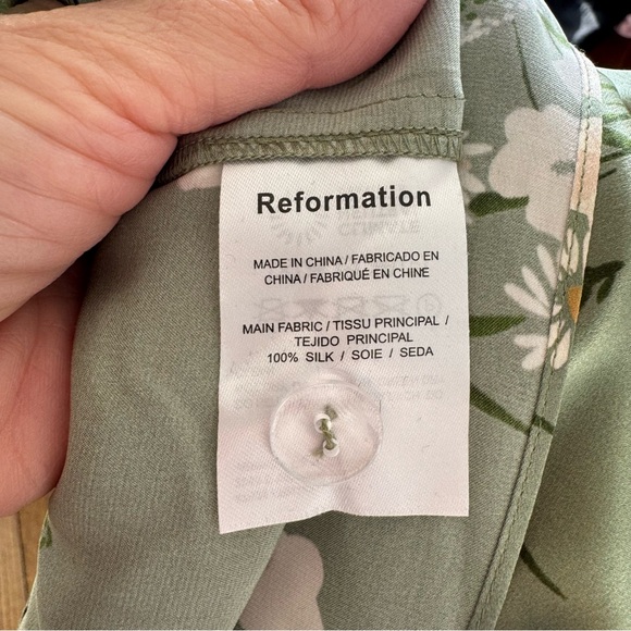 NWT Reformation Earl Bonita Draped Daisy Floral Silk Dress Sage Green 12 - Picture 12 of 12